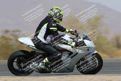 media/Mar-28-2022-Superbike Trackdays (Mon) [[b8603d0f67]]/Open Track Time/Turn 3 Inside/